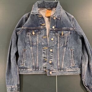GAP Classic Blue Denim Jacket - Medium